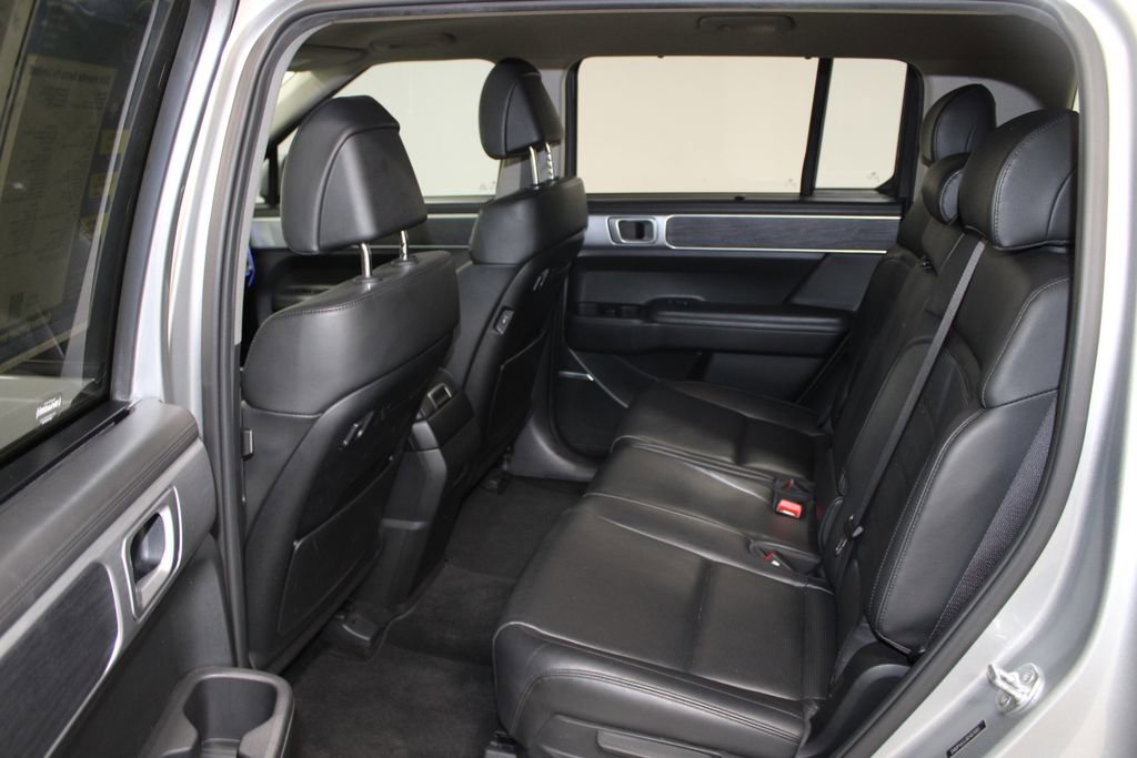 Used 2024 Hyundai Santa Fe Limited FWD image 23