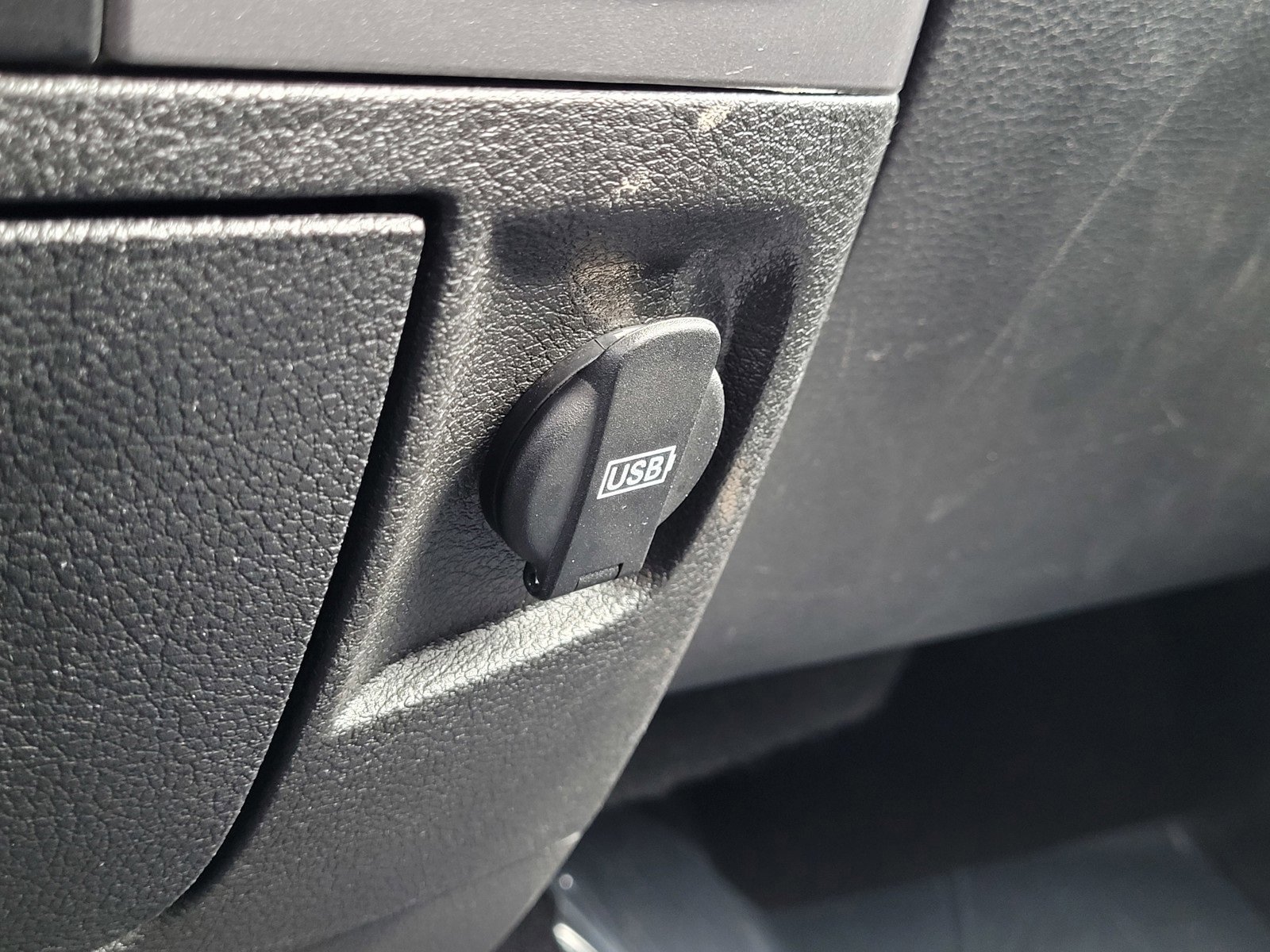 Used 2024 RAM 1500 Classic SLT image 26