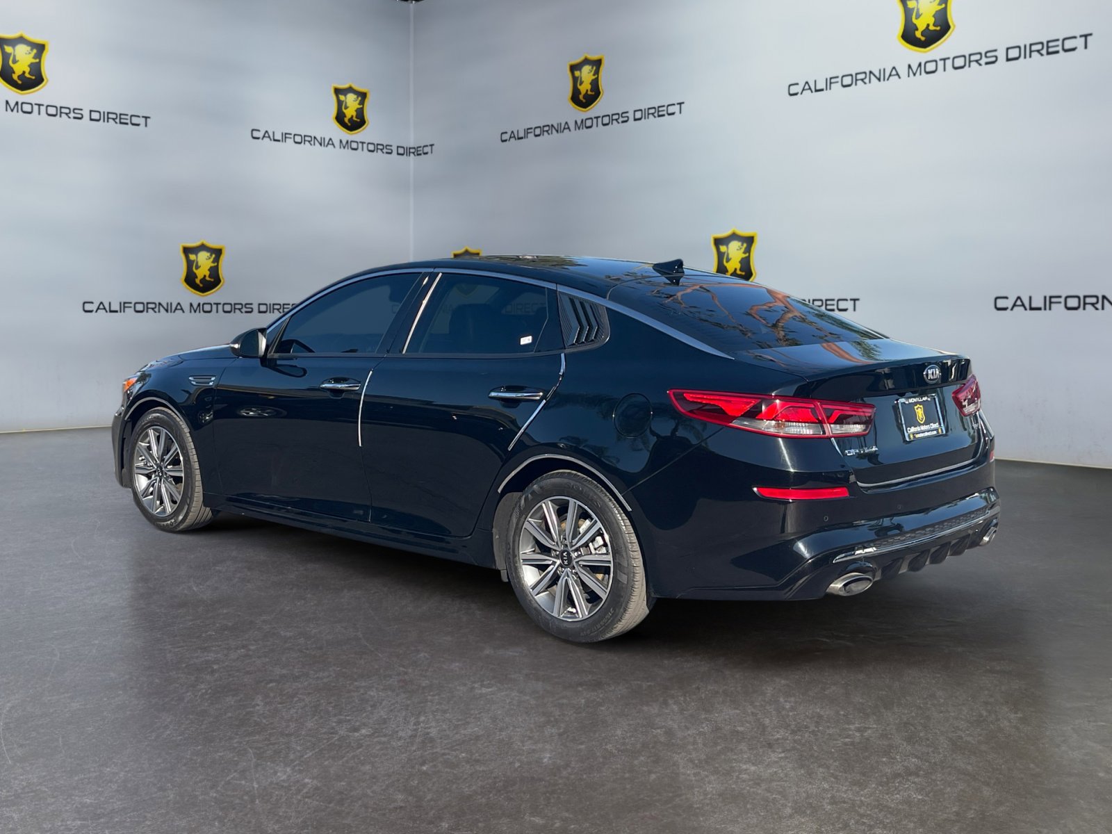 Used 2020 Kia Optima Premium image 3