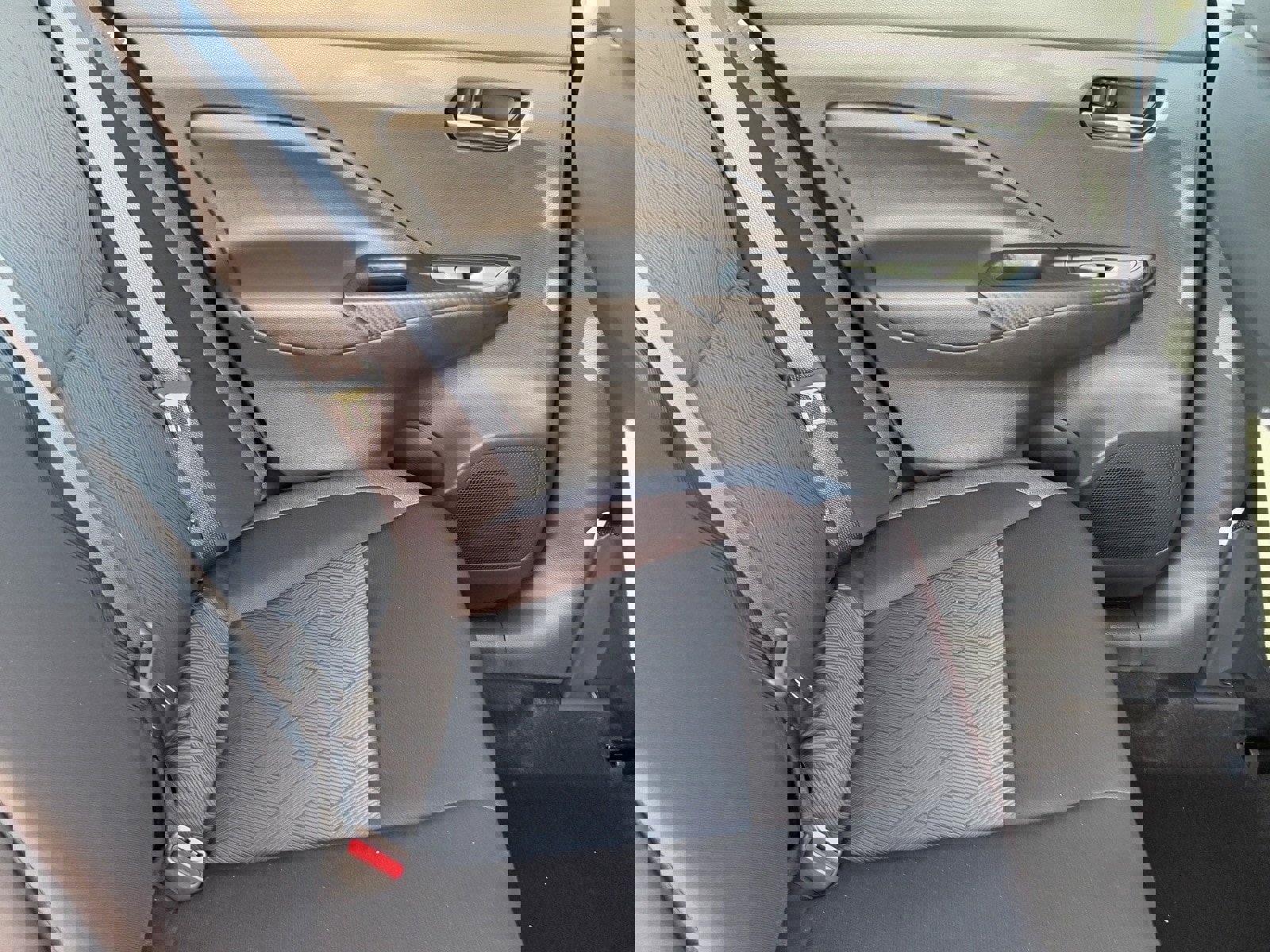 New 2025 Nissan Versa SV image 12