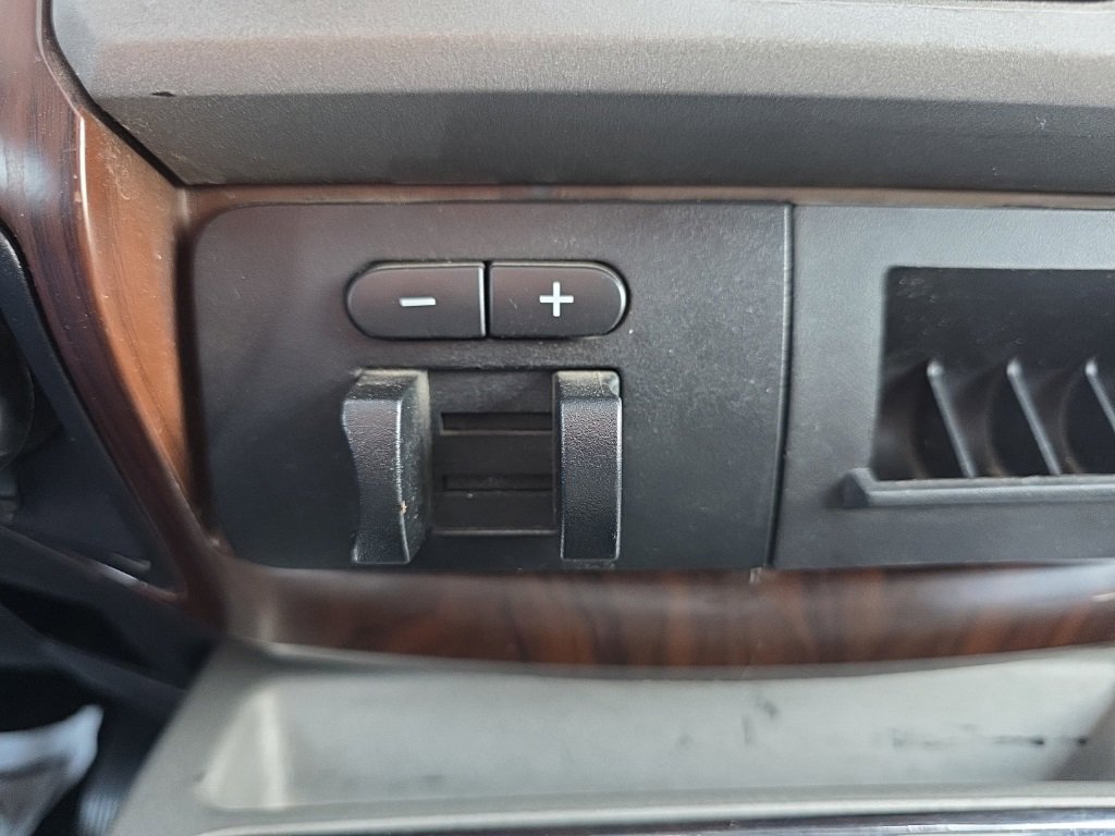 Used 2016 Ford F350 Lariat w/ Lariat Ultimate Package image 29