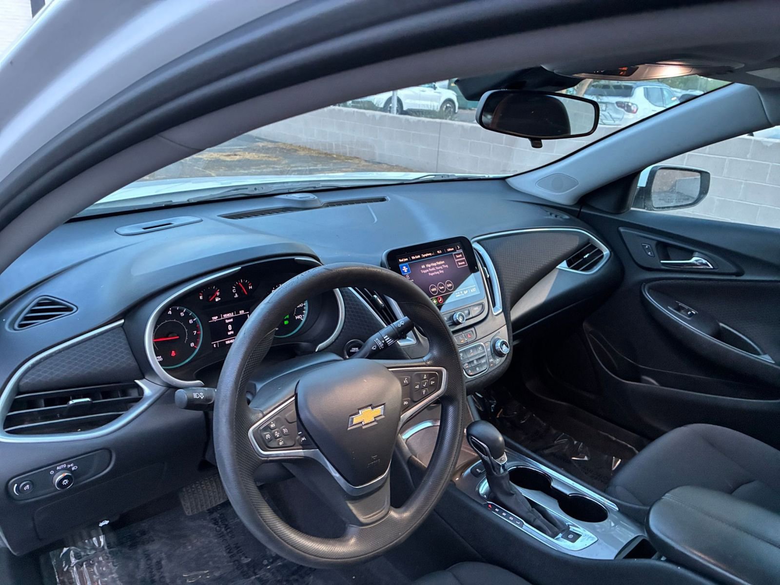 Used 2023 Chevrolet Malibu LT w/ Driver Confidence Package FWD image 35