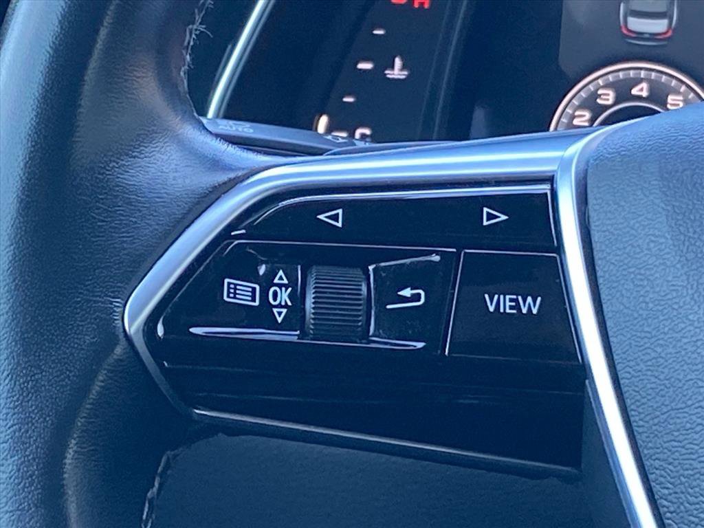 Used 2023 Audi A6 2.0T Premium w/ Convenience Package image 6