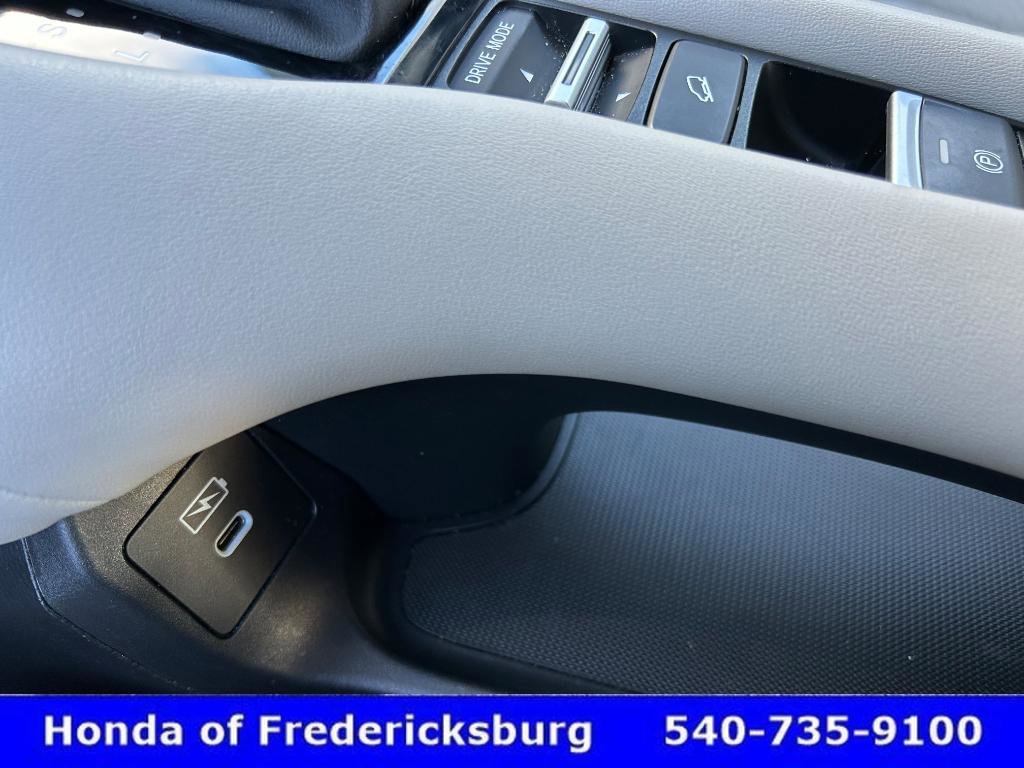 Certified 2024 Honda HR-V LX image 27