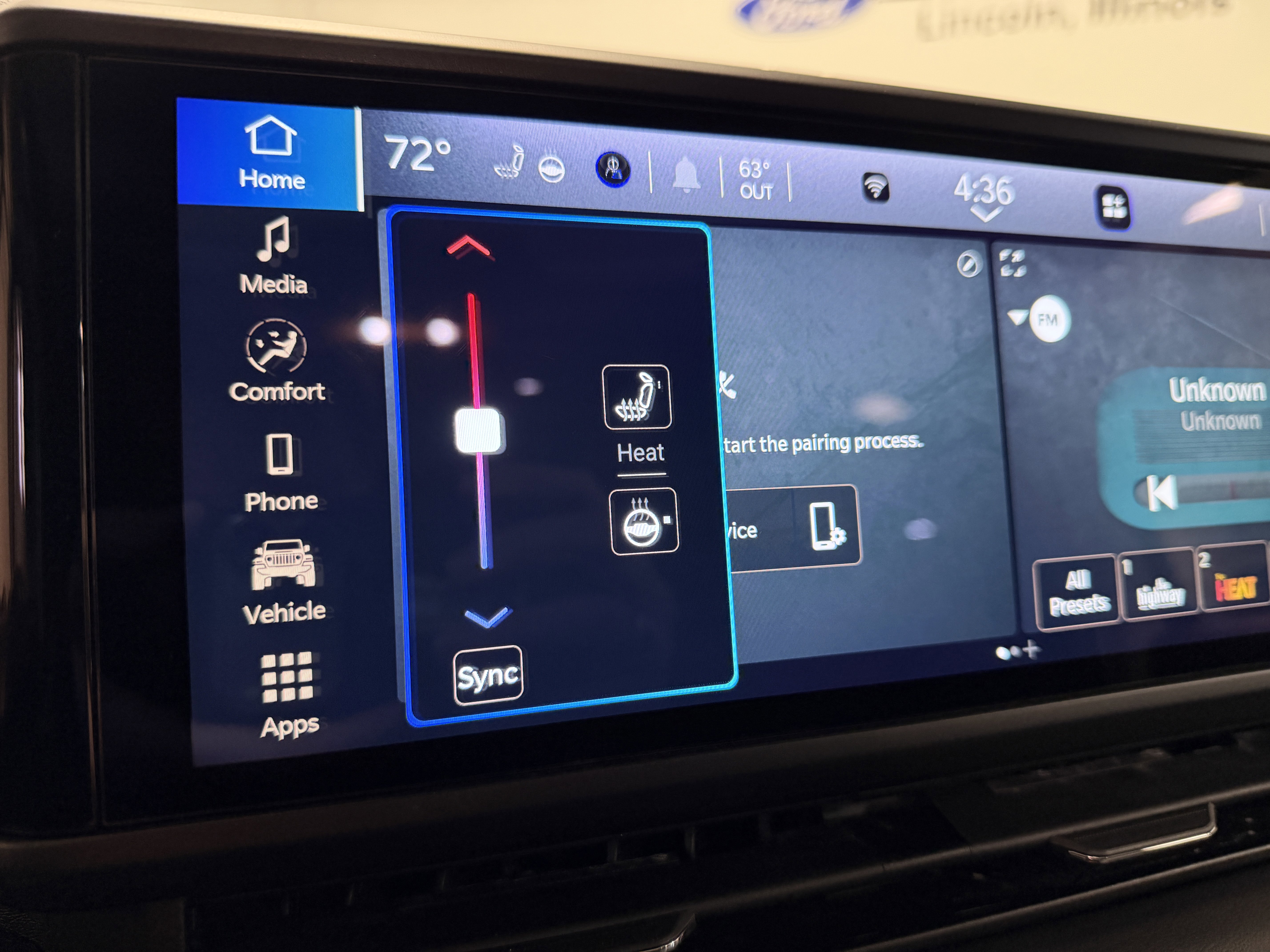 Used 2025 Jeep Wrangler Sahara 4xe w/ Safety Group image 10