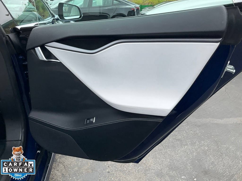 Used 2020 Tesla Model S Long Range AWD/4WD image 57