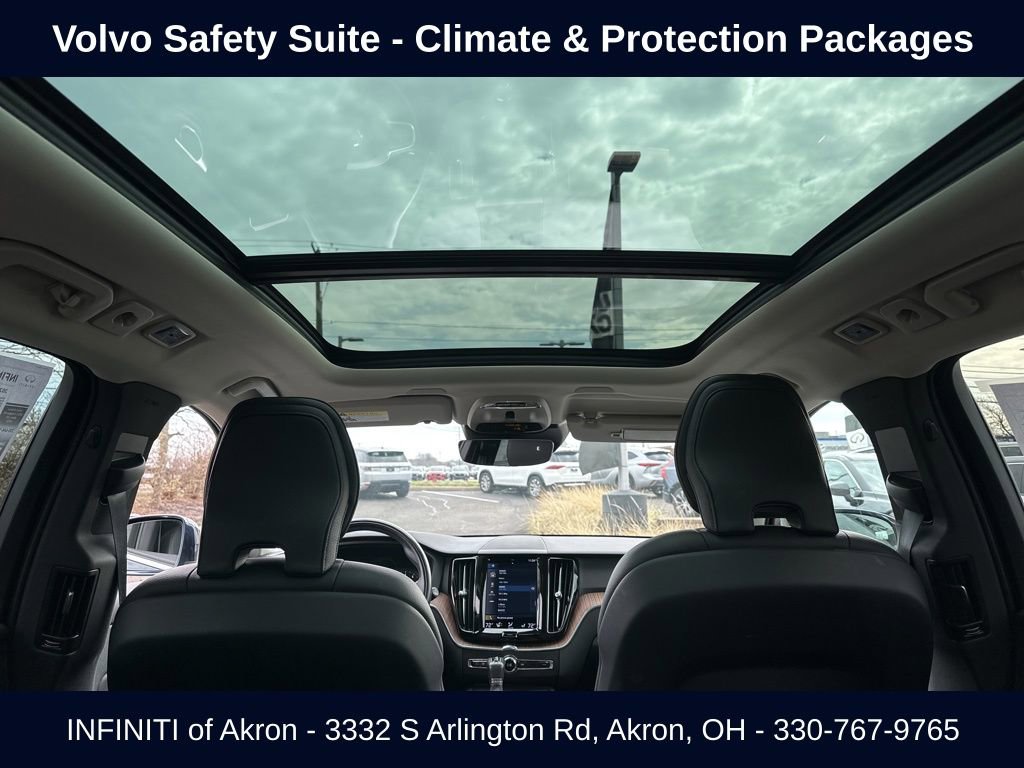Used 2021 Volvo XC60 T5 Momentum w/ Premium Package image 36