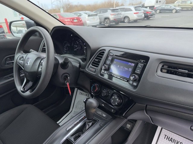 Used 2016 Honda HR-V LX image 25