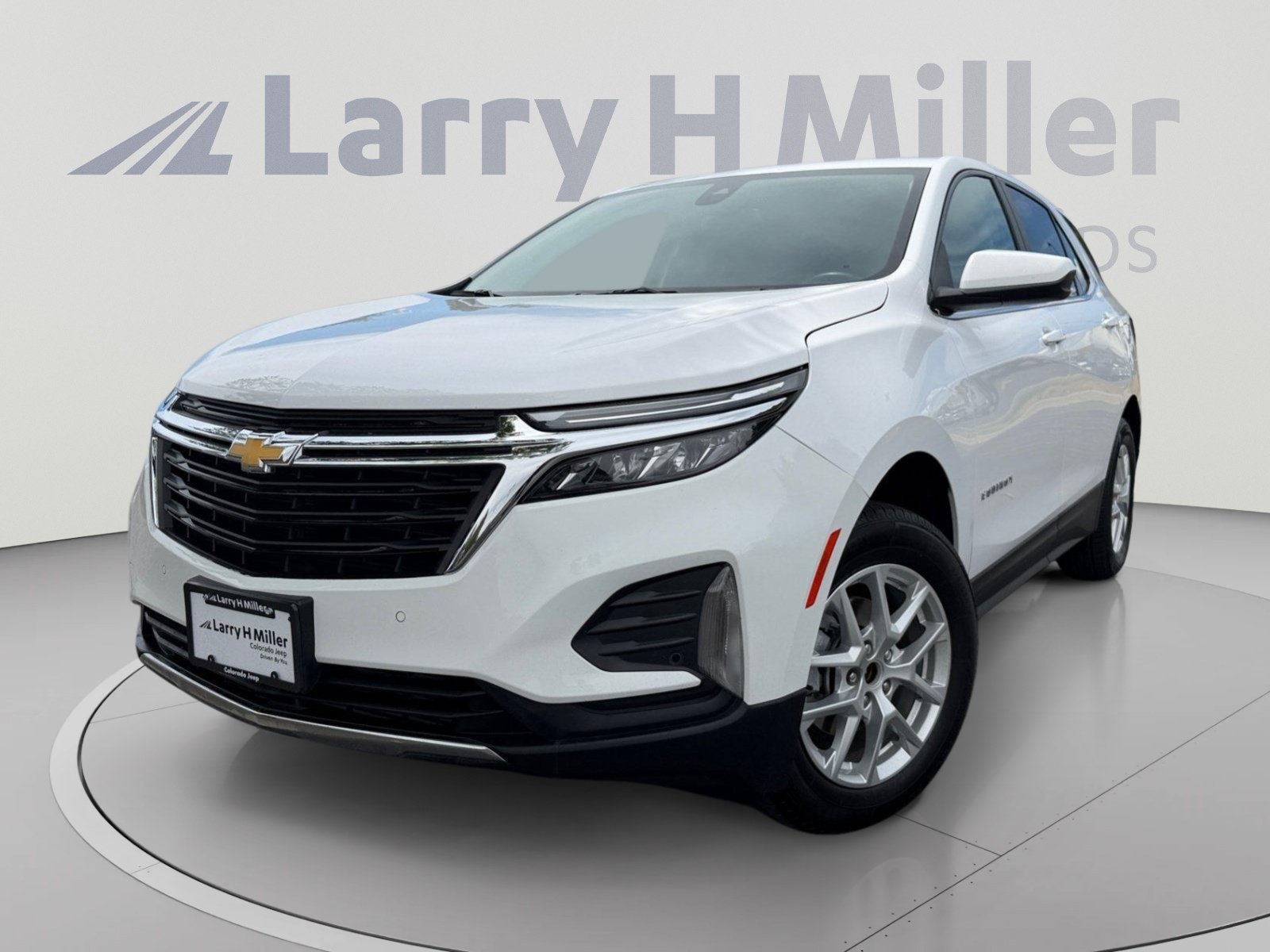 Used 2024 Chevrolet Equinox LT AWD/4WD image 1