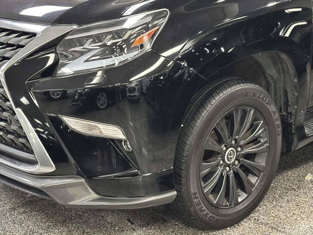 Used 2022 Lexus GX 460 Luxury w/ Sport Design Package AWD/4WD image 6