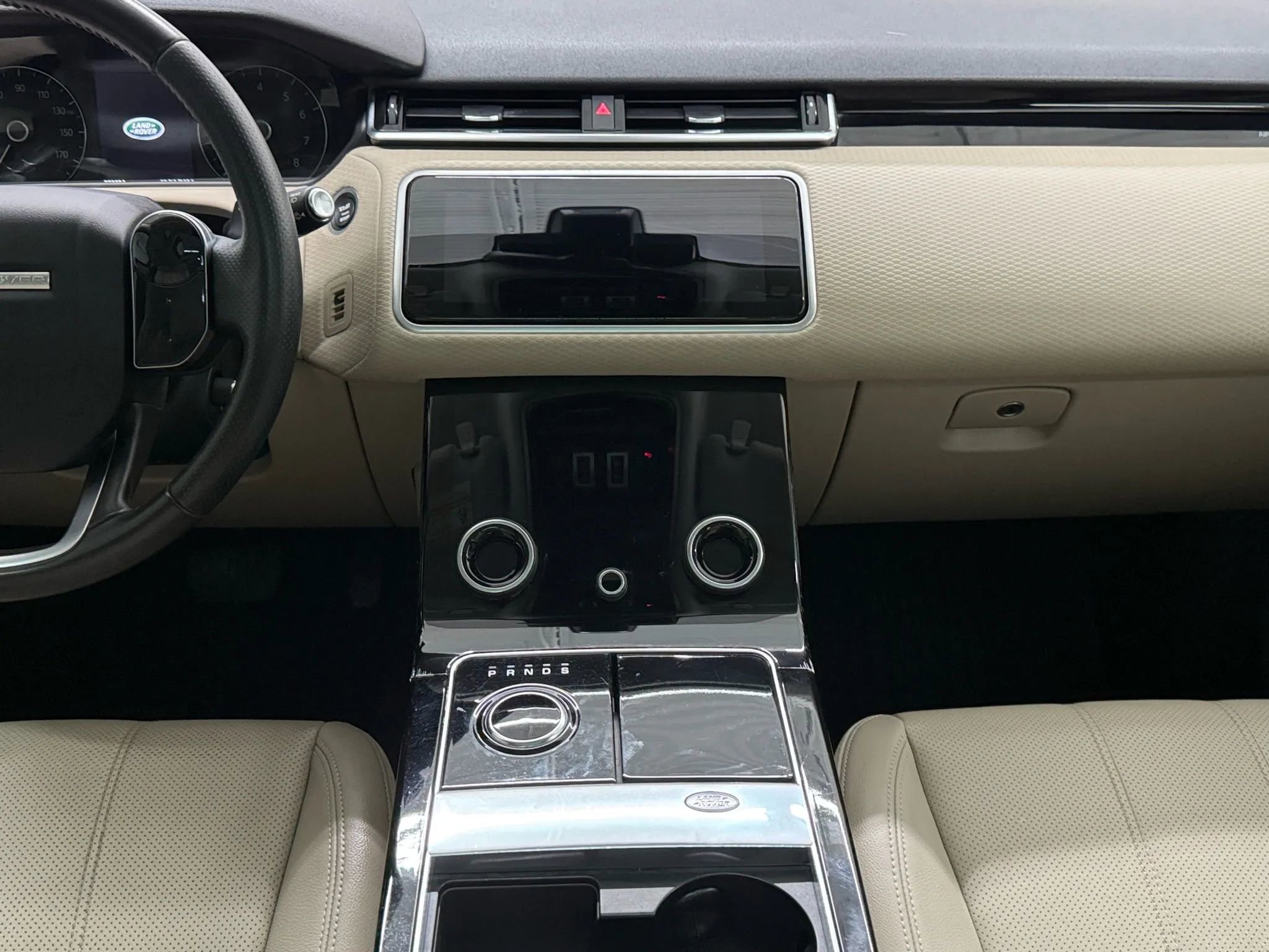 Used 2020 Land Rover Range Rover Velar S image 29