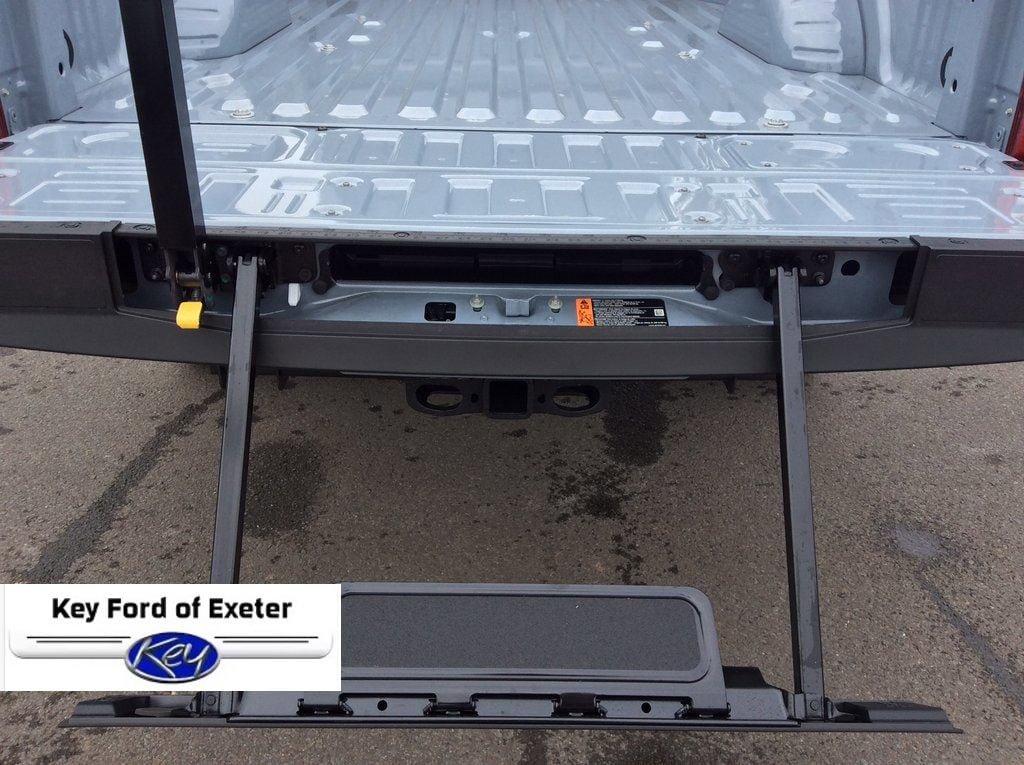 New 2026 Ford F350 Lariat w/ FX4 Off-Road Package image 21
