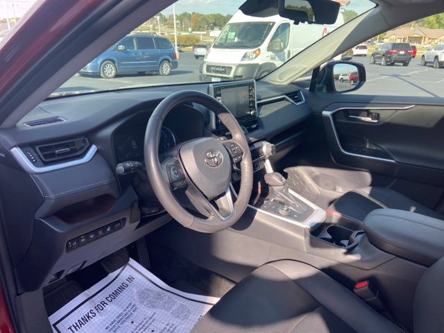 Used 2021 Toyota RAV4 Limited image 2