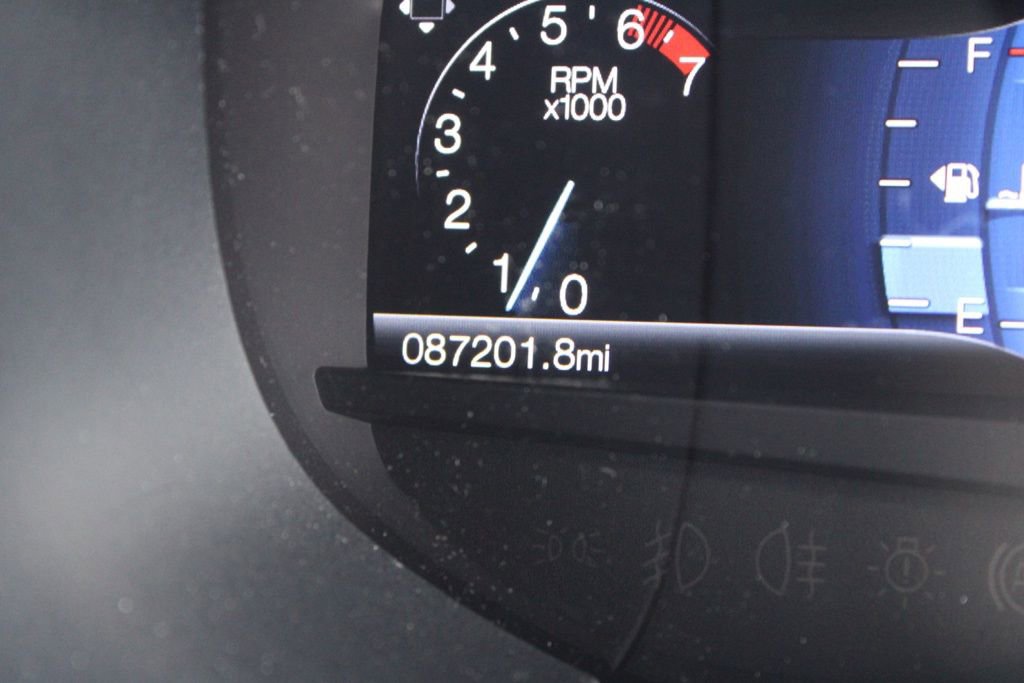 Used 2018 Ford Edge Titanium image 34