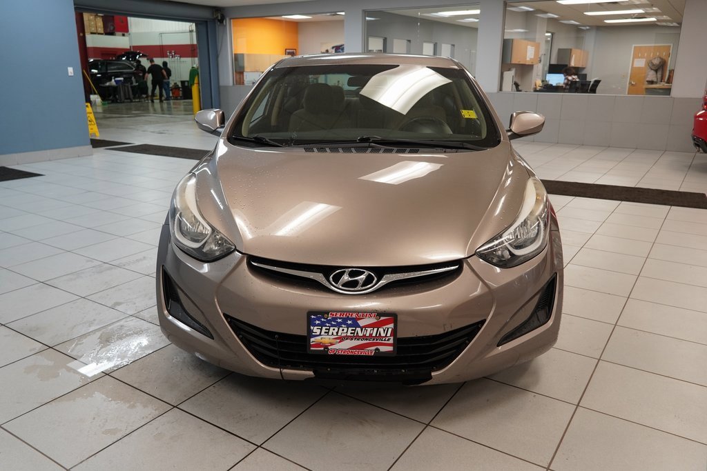 Used 2015 Hyundai Elantra SE image 13