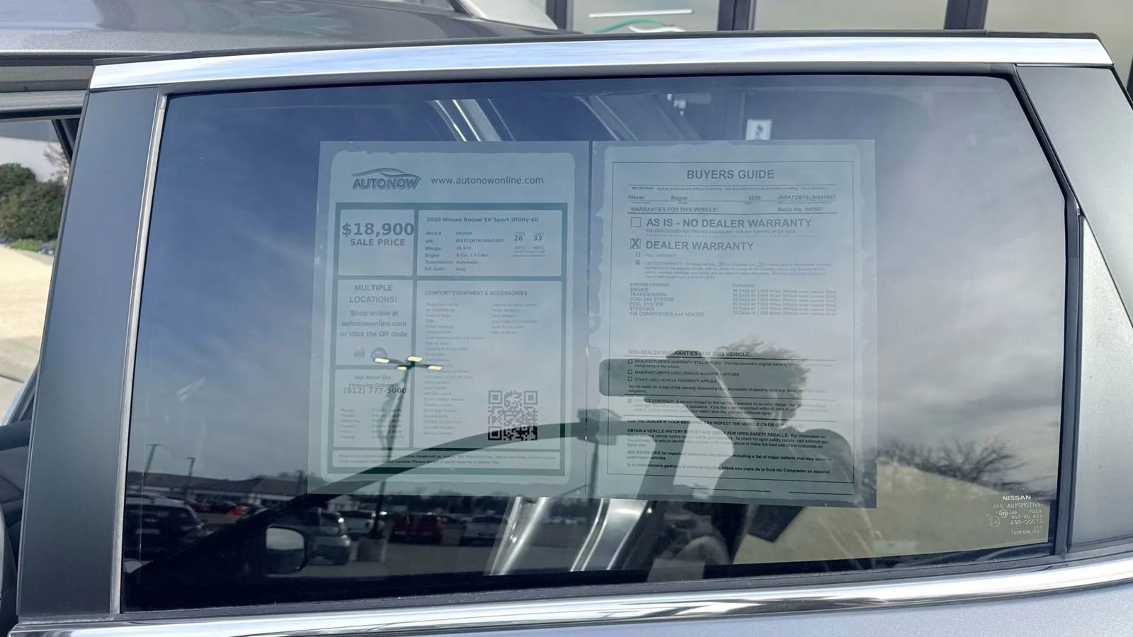 Used 2020 Nissan Rogue SV image 34