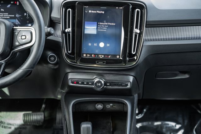 Used 2023 Volvo XC40 B5 Plus w/ Climate Package image 22