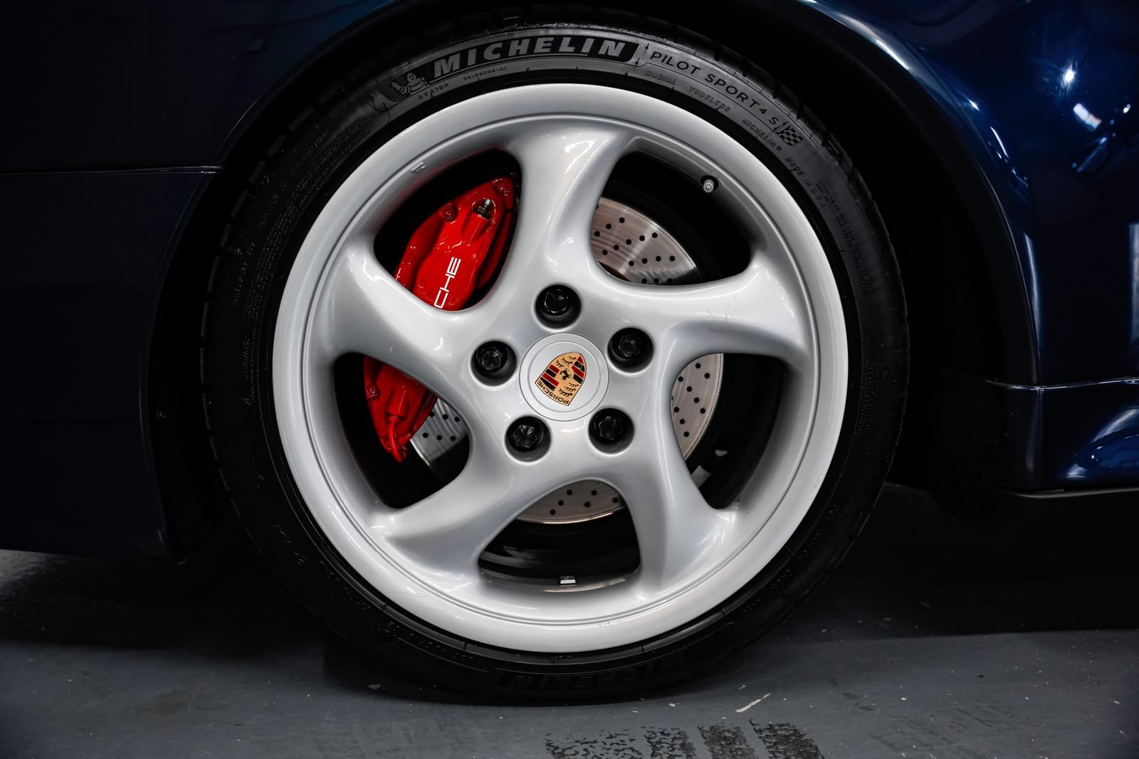 Used 1996 Porsche 911 Carrera 4S AWD/4WD image 50
