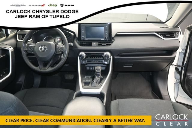 Used 2021 Toyota RAV4 LE AWD/4WD image 31