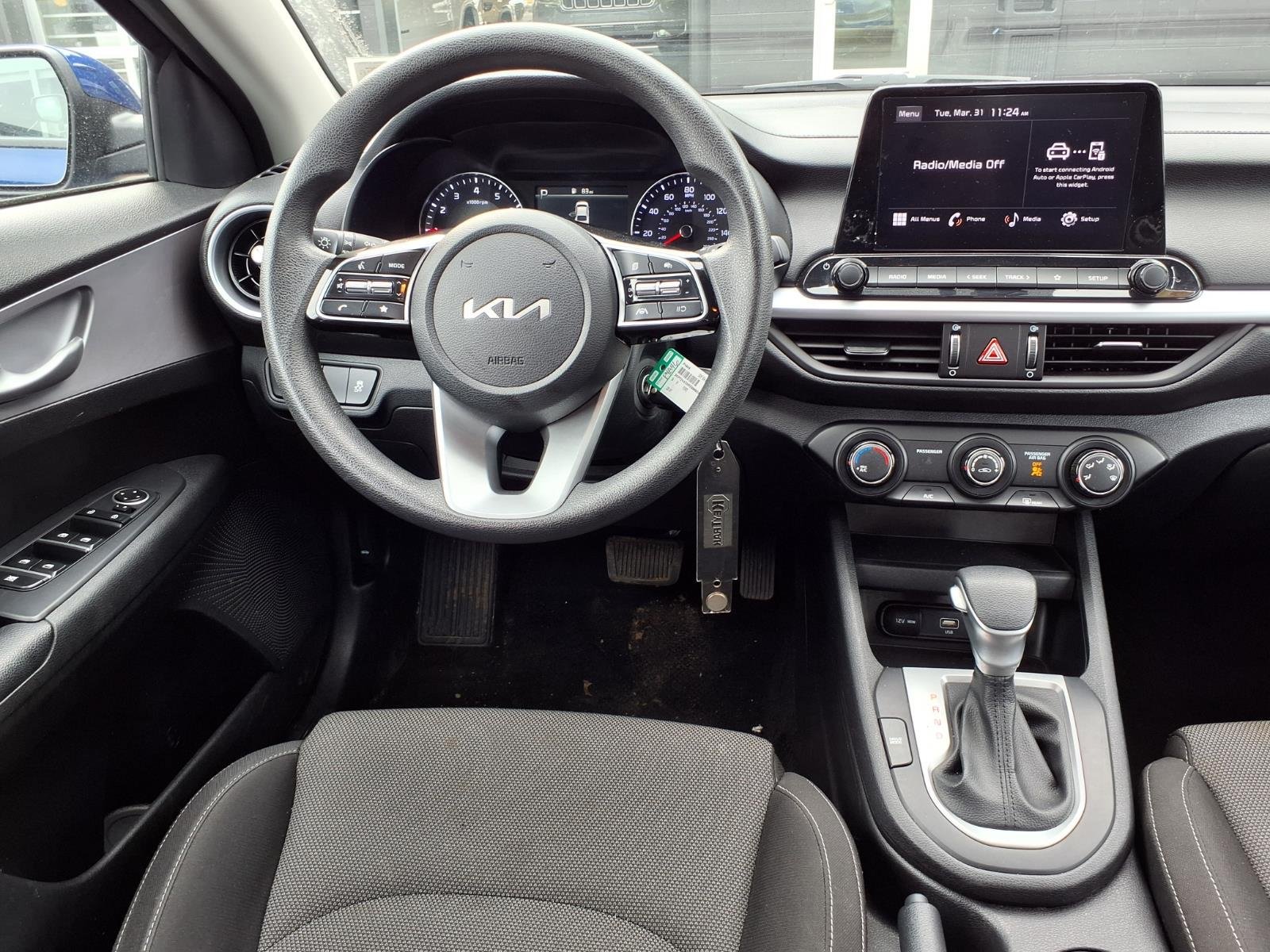 Used 2024 Kia Forte LXS FWD image 5