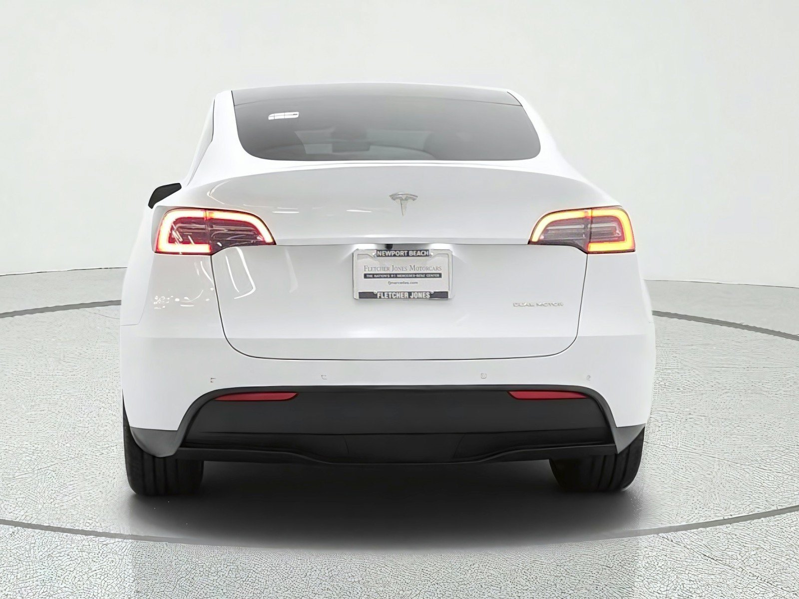 Used 2021 Tesla Model Y Long Range AWD/4WD image 6