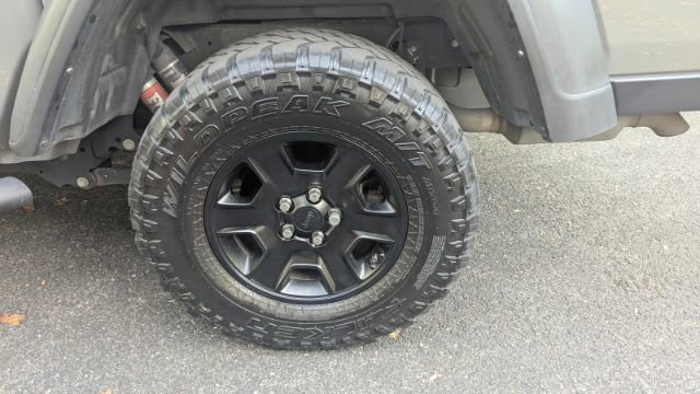 Used 2021 Jeep Gladiator Mojave w/ Dual Top Group image 10