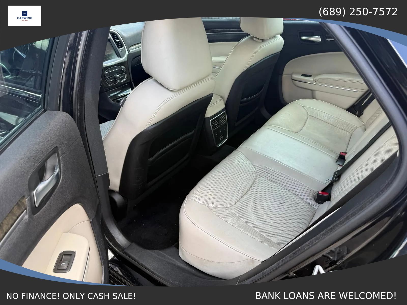 Used 2015 Chrysler 300 C RWD image 11