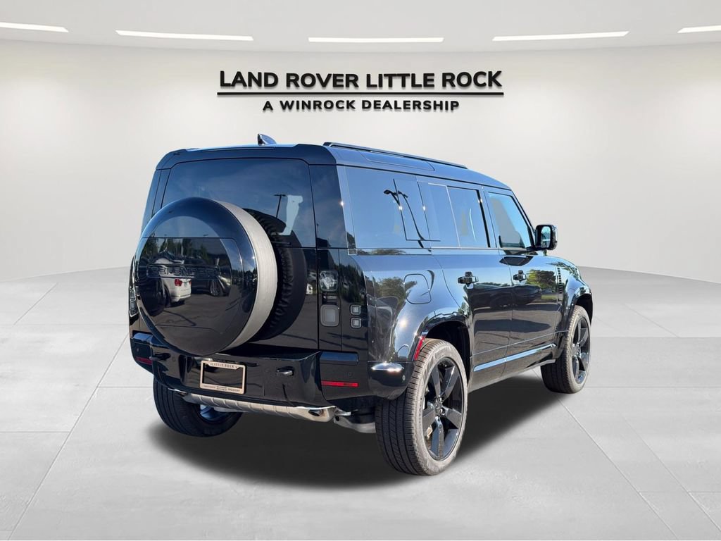 New 2026 Land Rover Defender 110 X-Dynamic SE AWD/4WD image 2