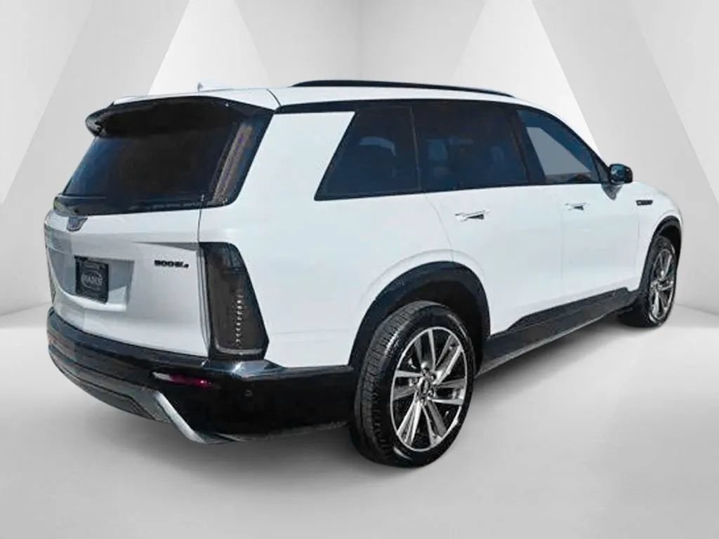 New 2027 Cadillac Vistiq Sport w/ LPO, Floor Liner Package AWD/4WD image 7