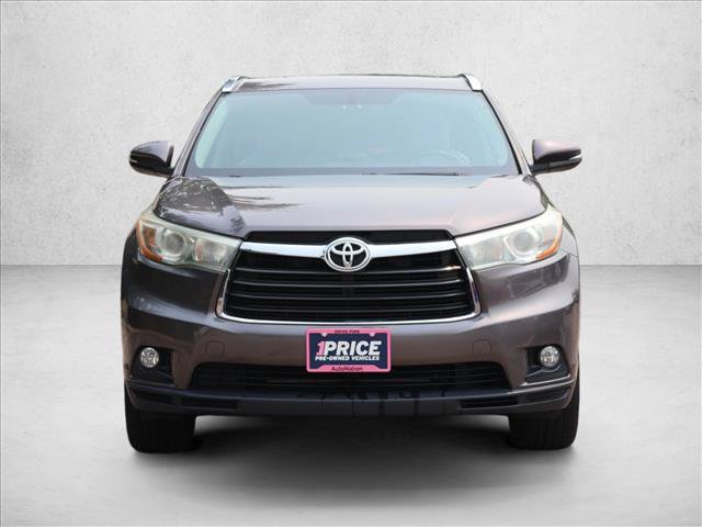 Used 2016 Toyota Highlander XLE AWD/4WD video 2