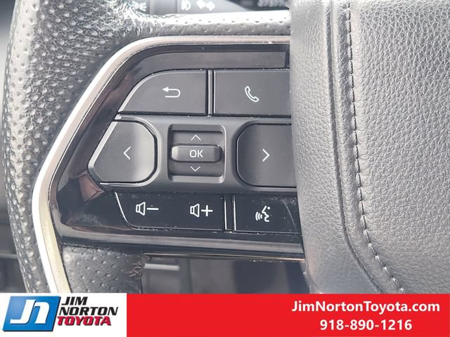 Used 2025 Toyota Tundra Platinum AWD/4WD image 28