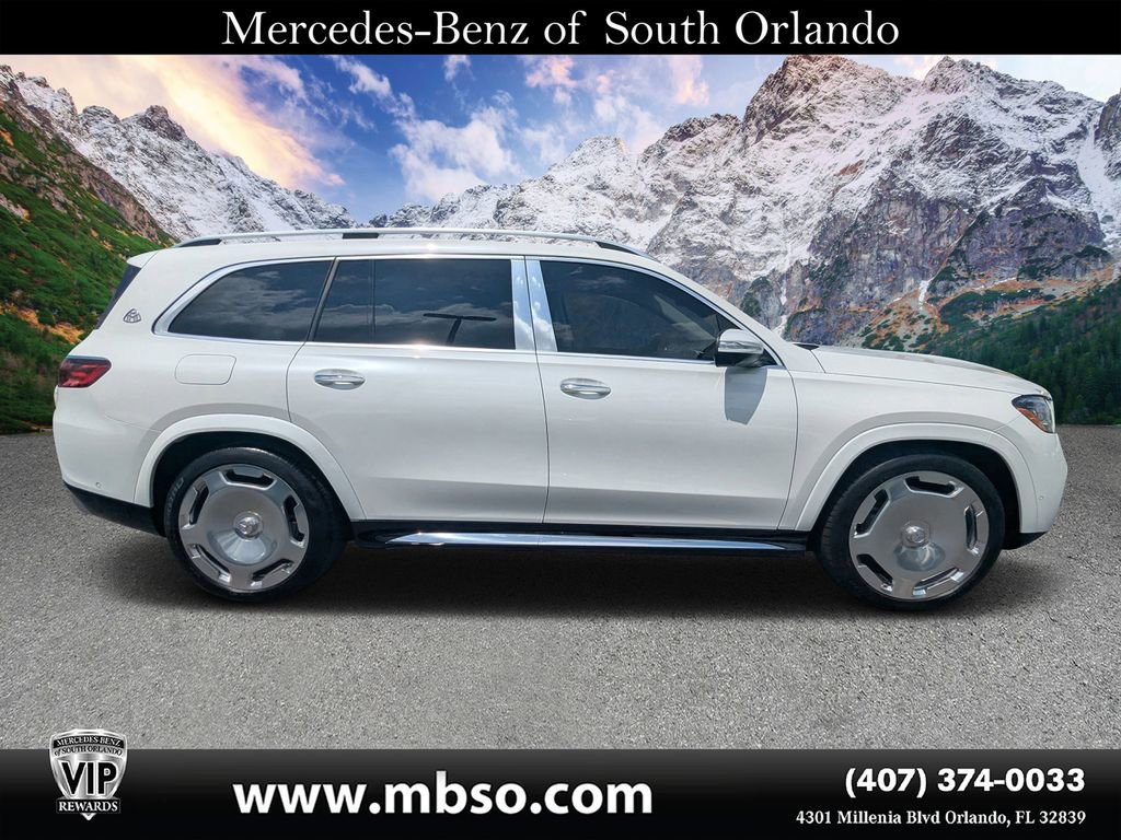 Used 2025 Mercedes-Benz Maybach GLS 600 4MATIC image 16