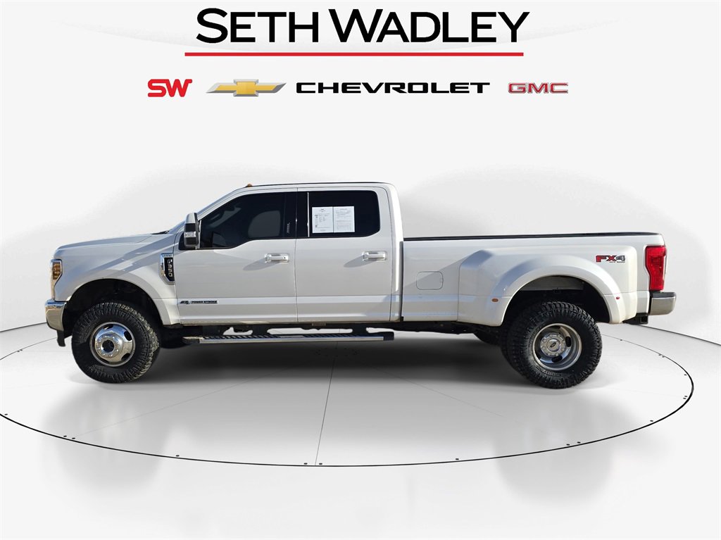 Used 2019 Ford F350 Lariat w/ Lariat Value Package image 4