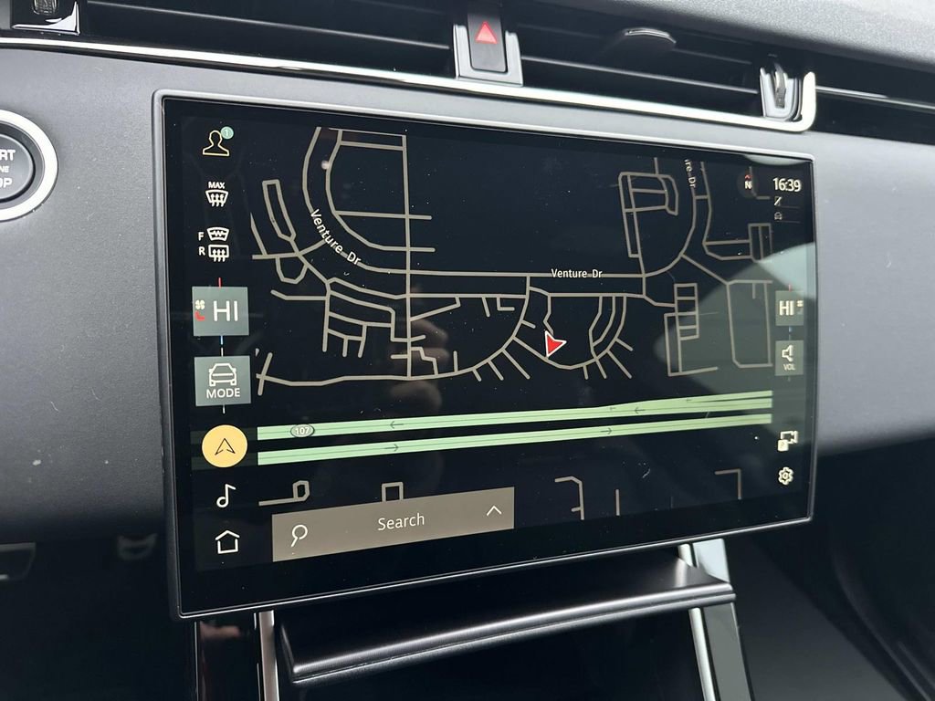 New 2026 Land Rover Range Rover Evoque Dynamic SE image 15