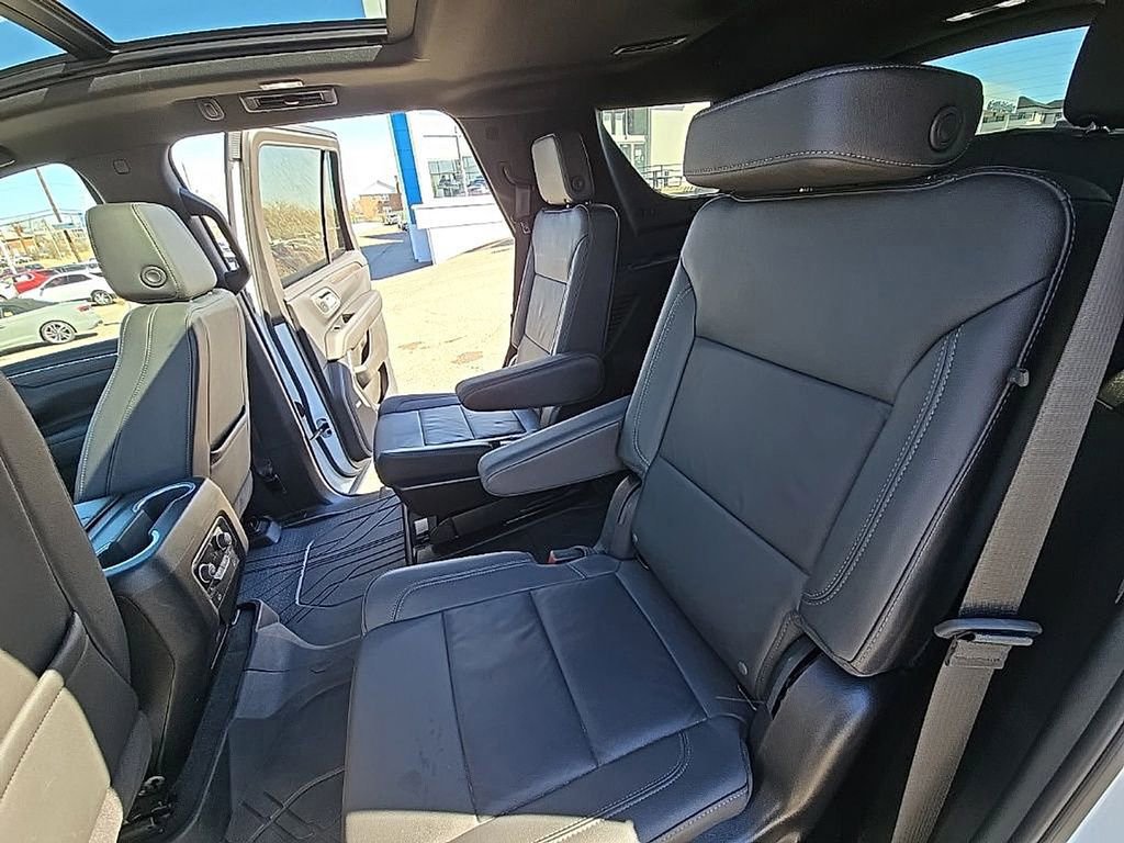 Used 2024 Chevrolet Tahoe Z71 w/ Luxury Package image 26