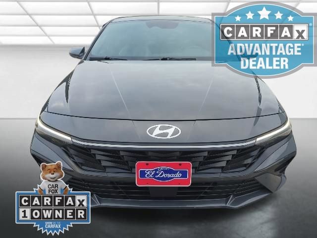 Used 2024 Hyundai Elantra Limited image 27