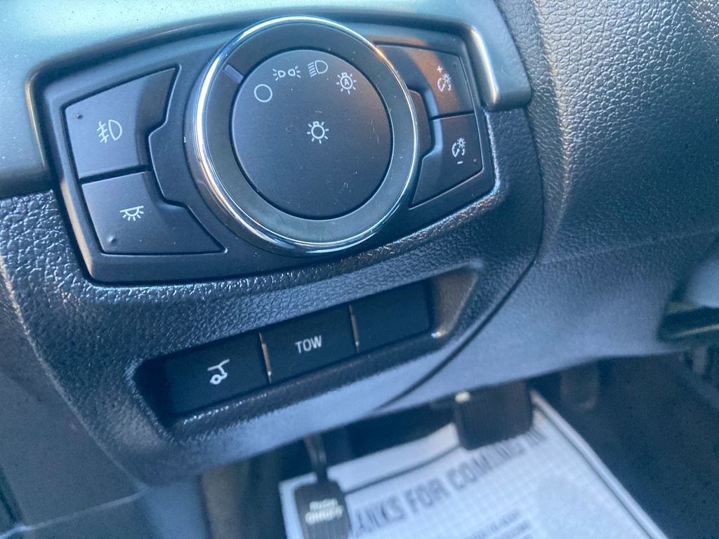 Used 2018 Ford Explorer XLT w/ Equipment Group 202A image 42