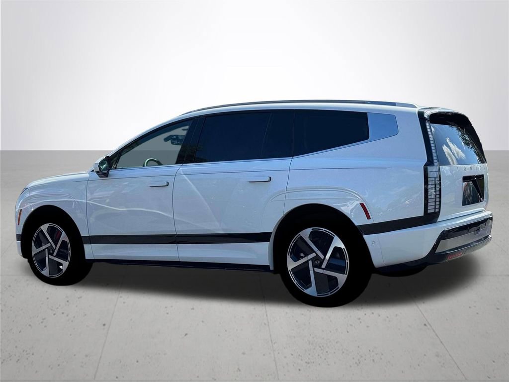 New 2026 Hyundai Ioniq 9 Calligraphy image 5