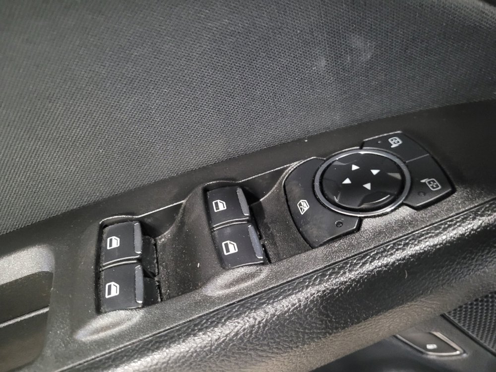 Used 2020 Ford Fusion SE FWD image 27