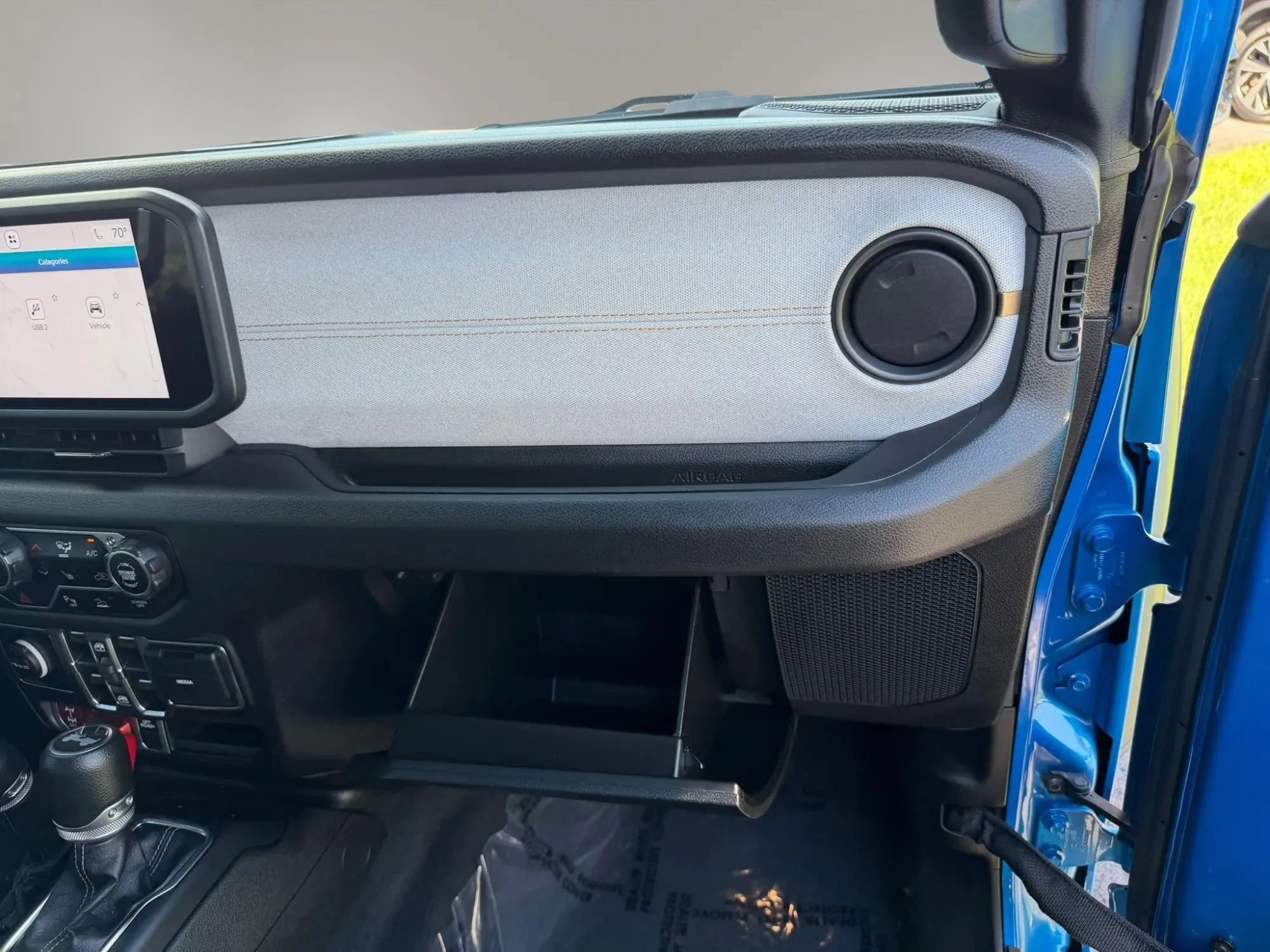 Used 2024 Jeep Wrangler Unlimited AWD/4WD image 59