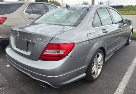Used 2012 Mercedes-Benz C 300 4MATIC Sedan image 3