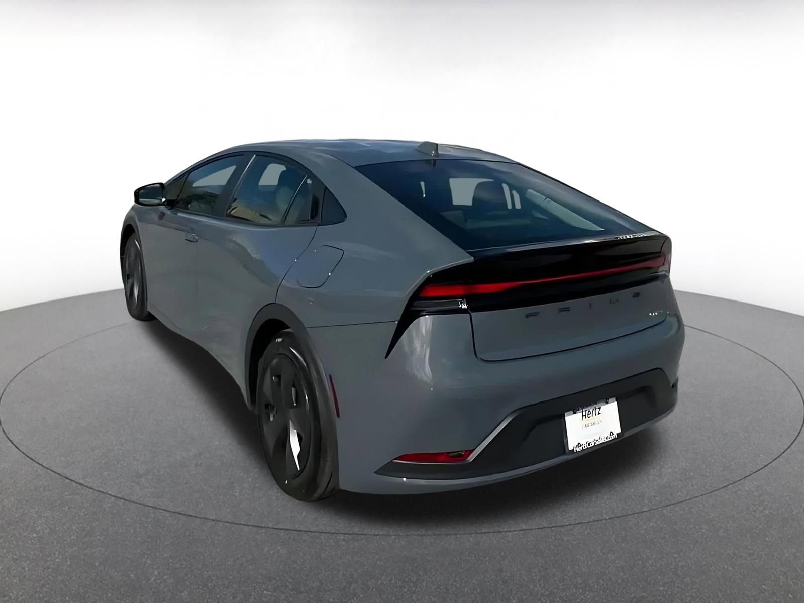 Used 2025 Toyota Prius LE image 11