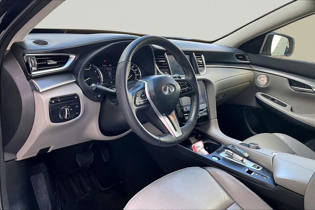 Used 2023 INFINITI QX50 Luxe image 16