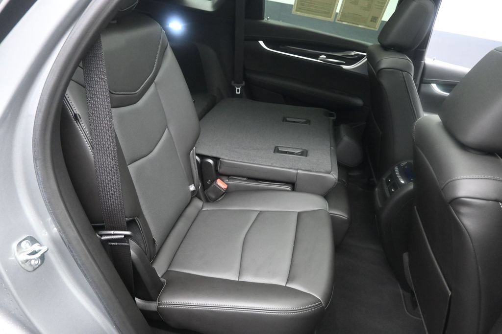 Used 2025 Cadillac XT5 Premium Luxury FWD image 27
