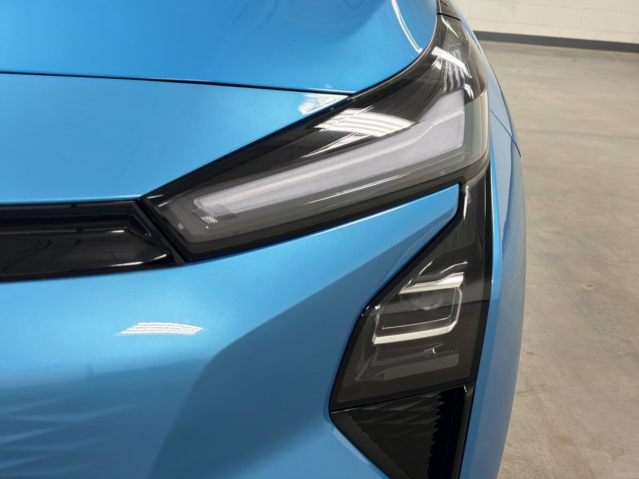 New 2027 Chevrolet Bolt RS w/ Technology Package FWD image 10