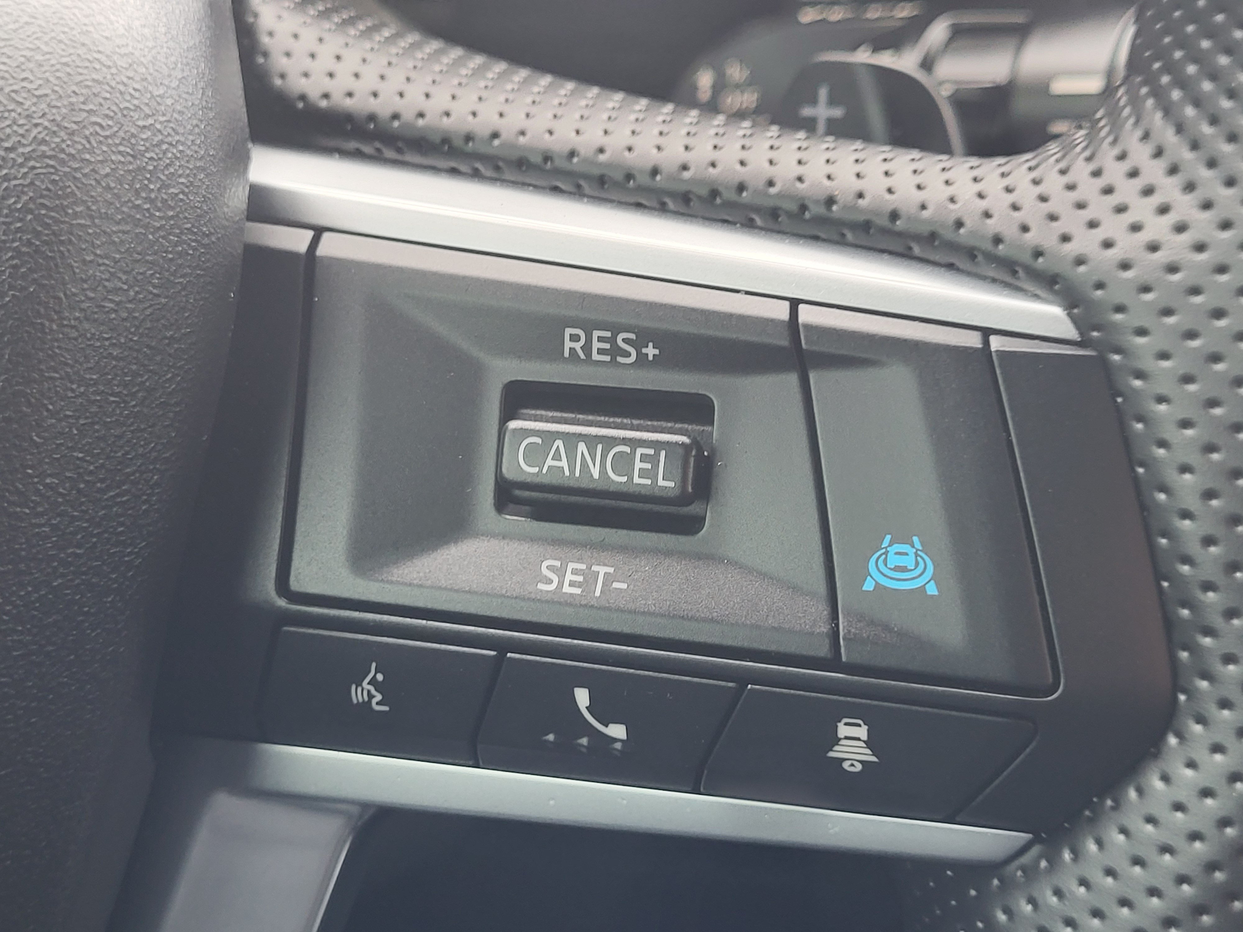 Used 2026 Nissan Rogue Platinum AWD/4WD image 28