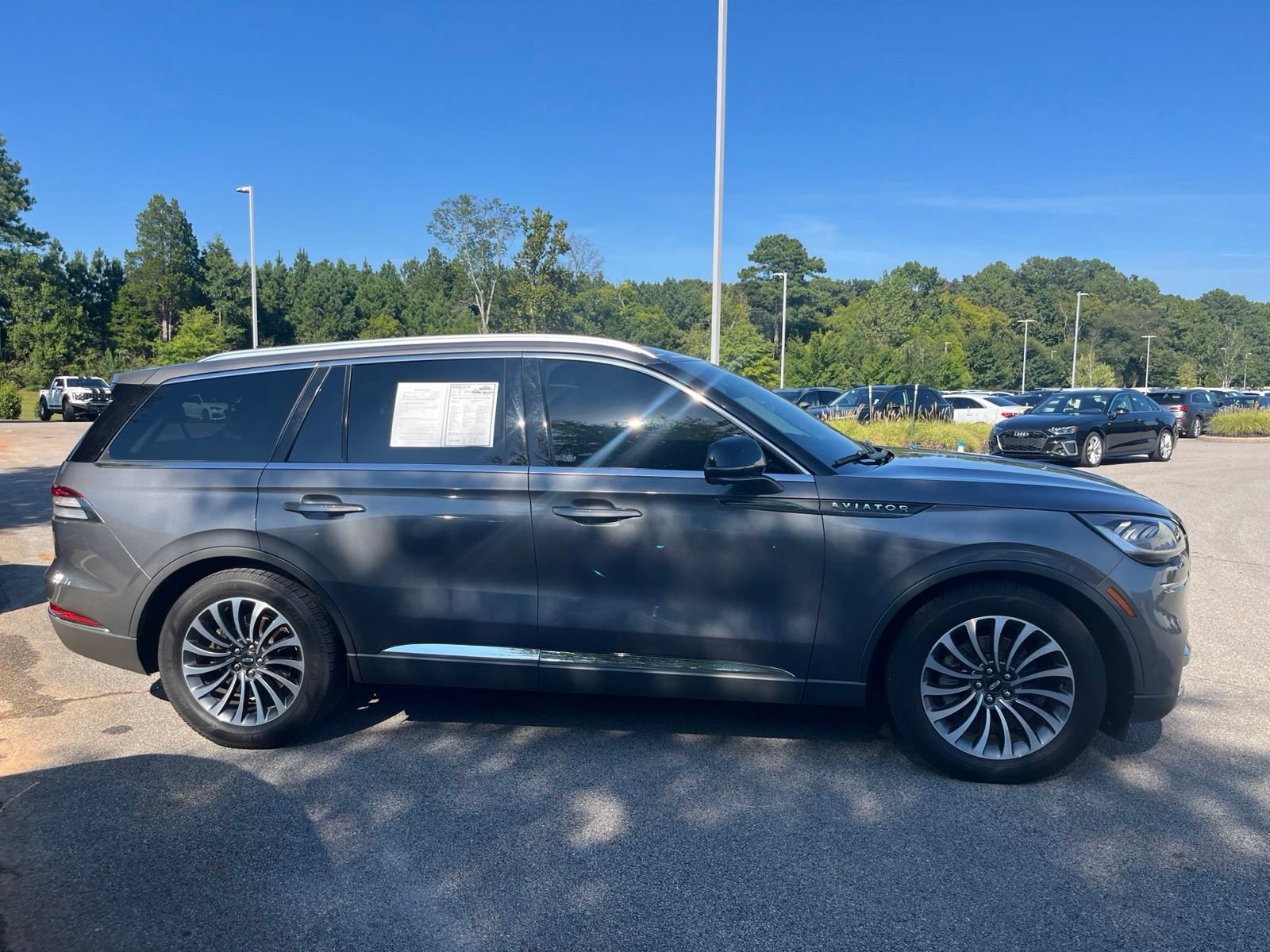 Used 2021 Lincoln Aviator Reserve RWD image 4