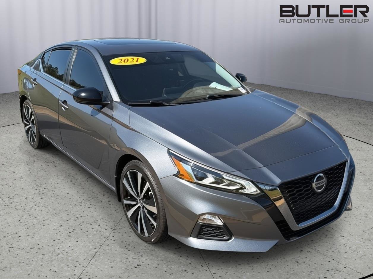 Used 2021 Nissan Altima 2.5 SR w/ SR Premium Package image 8