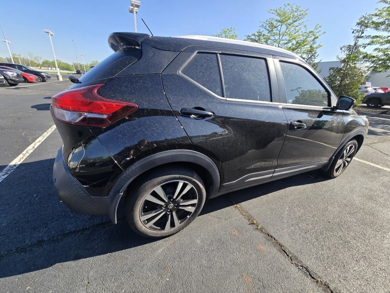 Used 2020 Nissan Kicks SR image 8