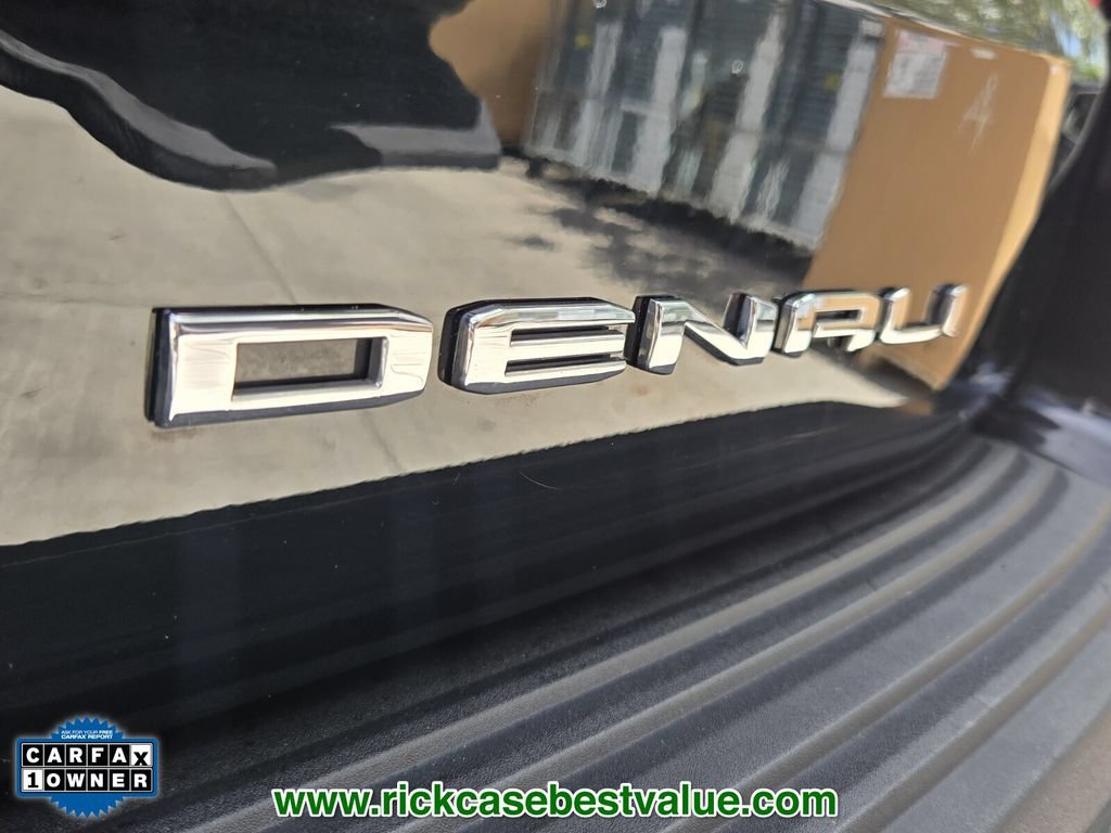 Used 2021 GMC Yukon XL Denali w/ Denali Ultimate Package RWD image 17